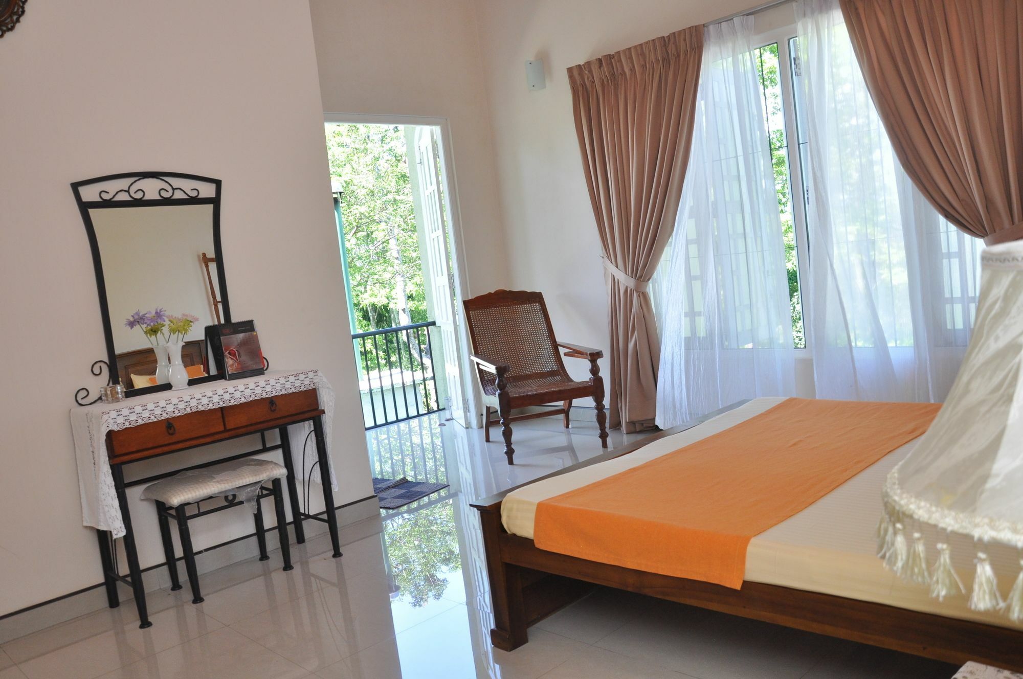 Hanthana Holiday Rooms Канди Екстериор снимка